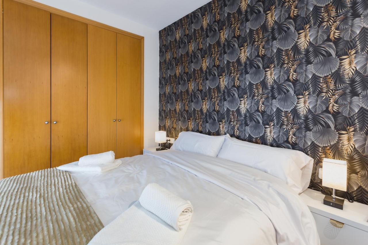 Ferienwohnung Piso Familiar Cerca Del Centro, Ac Y Wifi Gratis Valencia Exterior foto