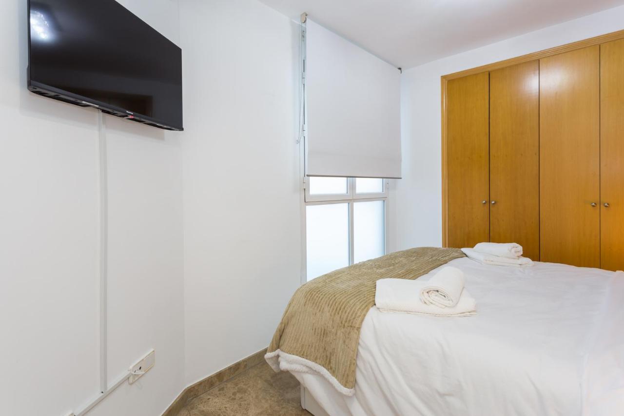 Ferienwohnung Piso Familiar Cerca Del Centro, Ac Y Wifi Gratis Valencia Exterior foto