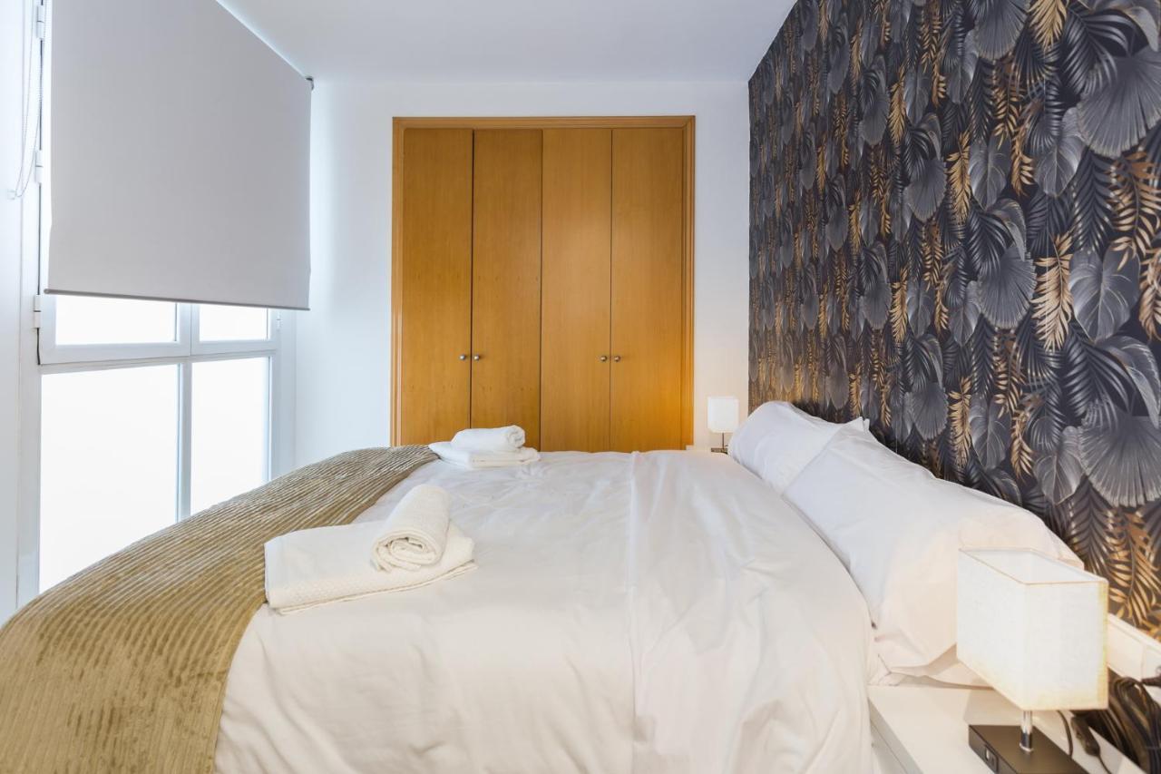 Ferienwohnung Piso Familiar Cerca Del Centro, Ac Y Wifi Gratis Valencia Exterior foto