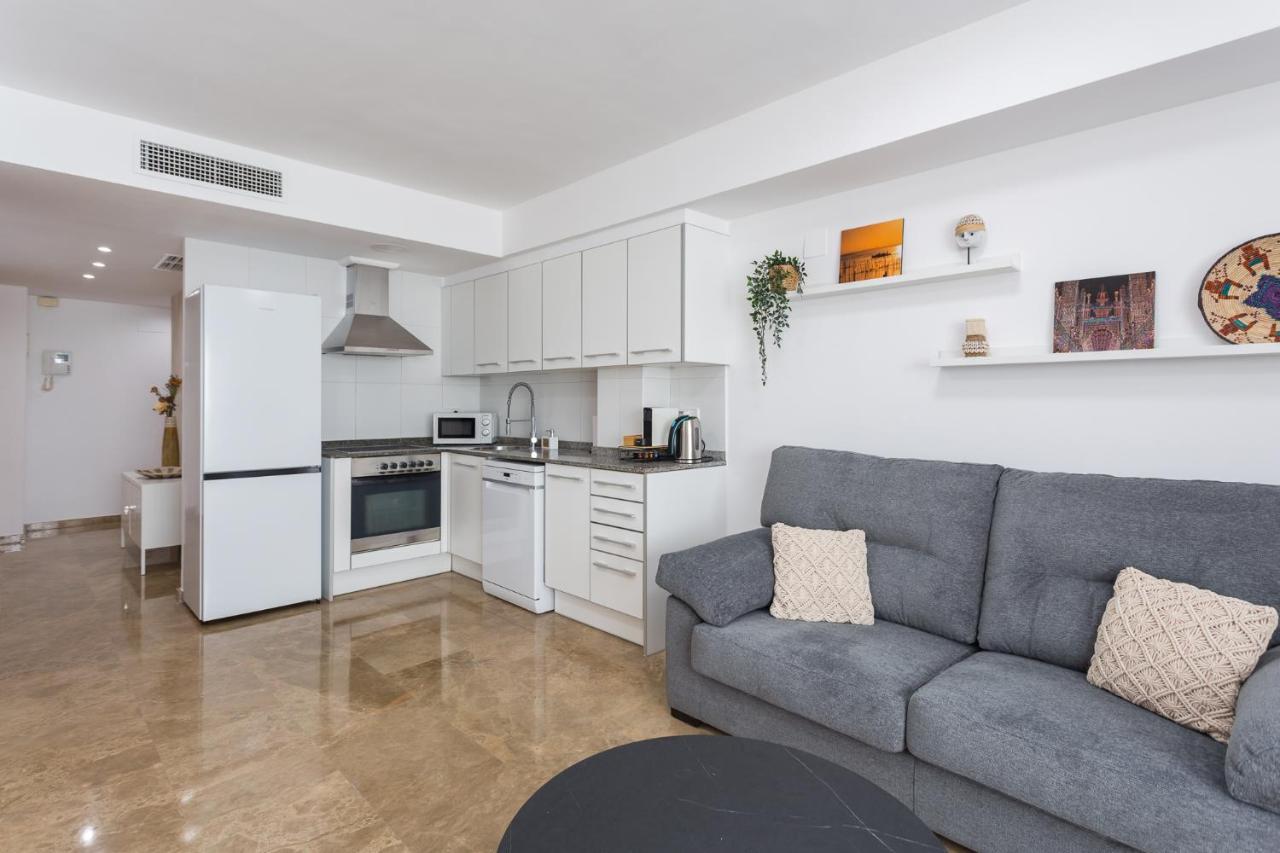 Ferienwohnung Piso Familiar Cerca Del Centro, Ac Y Wifi Gratis Valencia Exterior foto