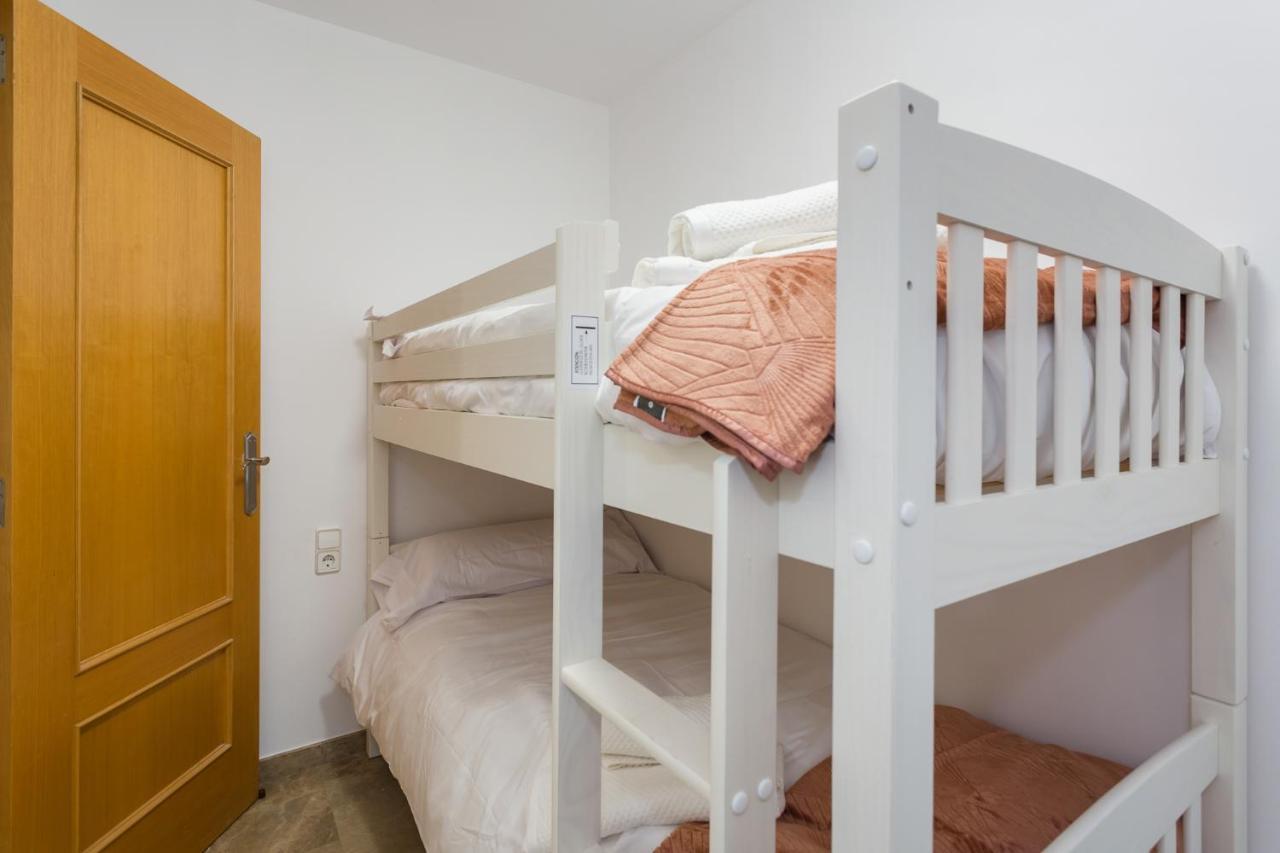 Ferienwohnung Piso Familiar Cerca Del Centro, Ac Y Wifi Gratis Valencia Exterior foto