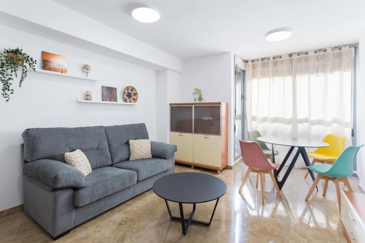 Ferienwohnung Piso Familiar Cerca Del Centro, Ac Y Wifi Gratis Valencia Exterior foto