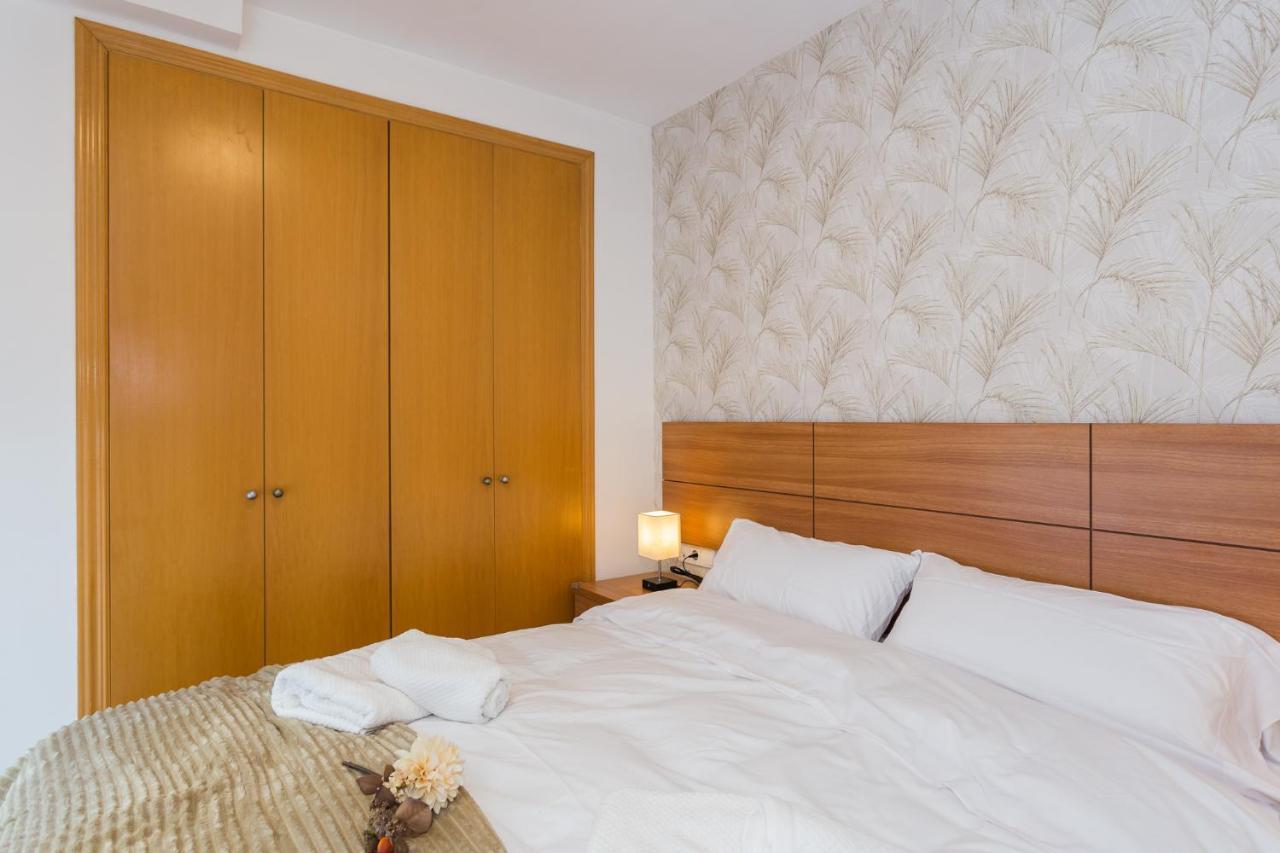 Ferienwohnung Piso Familiar Cerca Del Centro, Ac Y Wifi Gratis Valencia Exterior foto