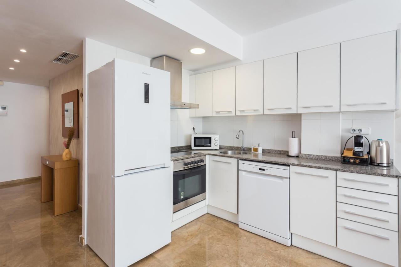 Ferienwohnung Piso Familiar Cerca Del Centro, Ac Y Wifi Gratis Valencia Exterior foto
