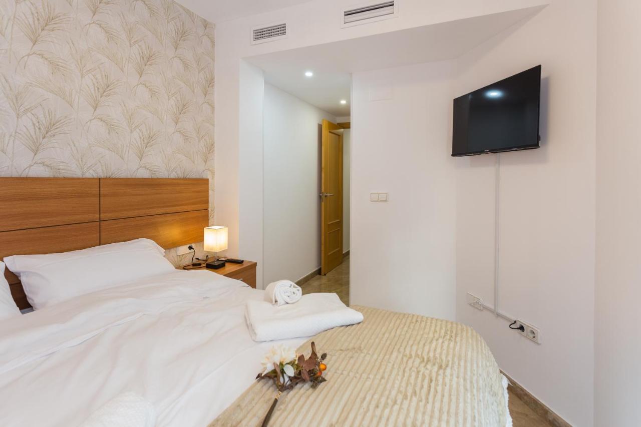 Ferienwohnung Piso Familiar Cerca Del Centro, Ac Y Wifi Gratis Valencia Exterior foto