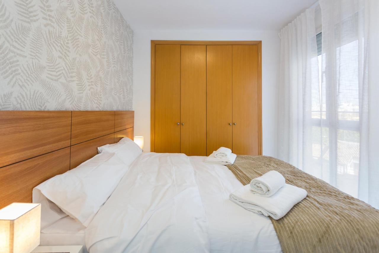 Ferienwohnung Piso Familiar Cerca Del Centro, Ac Y Wifi Gratis Valencia Exterior foto